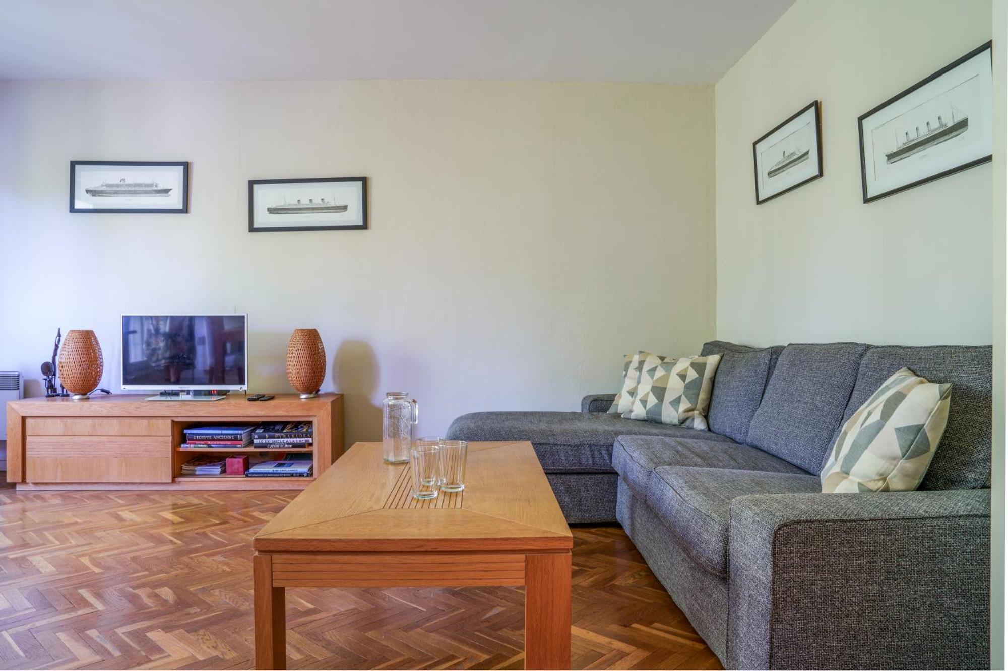 Appartement Tours Centre Avec Parking 4 P Exterior foto
