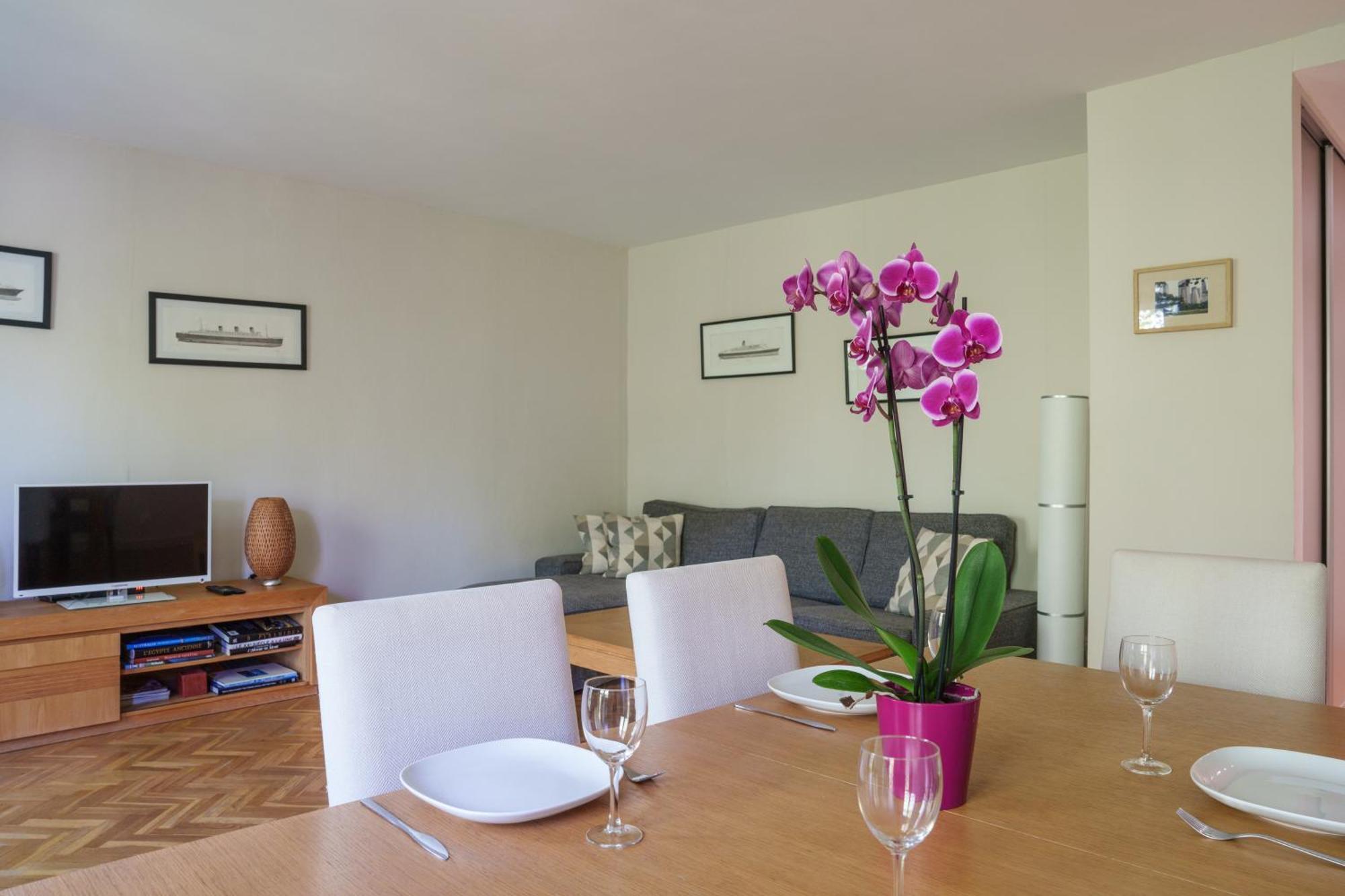 Appartement Tours Centre Avec Parking 4 P Exterior foto